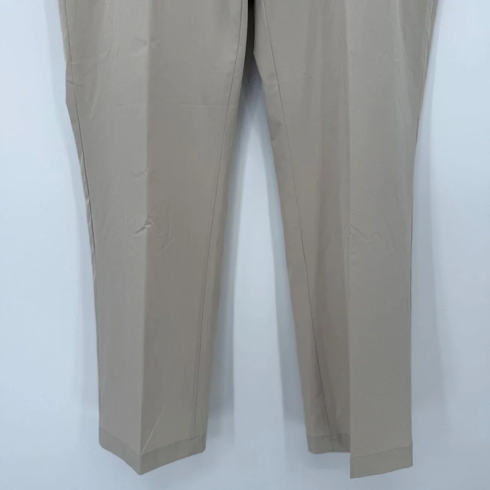 Walter Hagen Golf Pants Men 32x30 Khaki Performance 11 Standard 4-Way Stretch